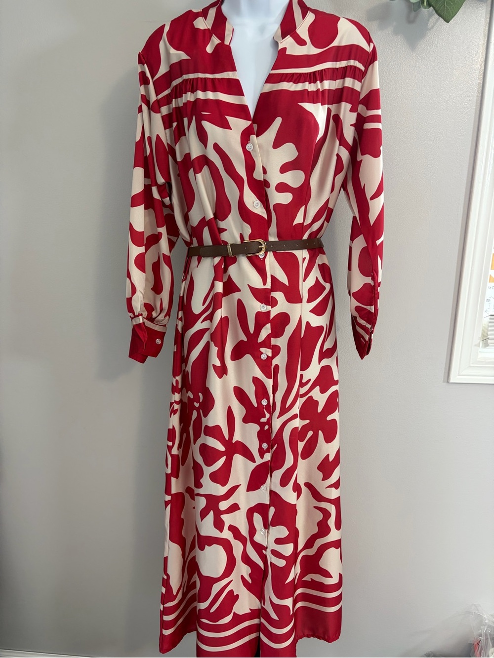 NWT ITOO Italy- Red and Cream Long Sleeve Button-Front Midi Dress- made in Italy